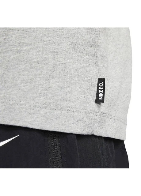 Футболка чоловіча Nike F. C. Tee Essentials (CT8429-063) — фото 4