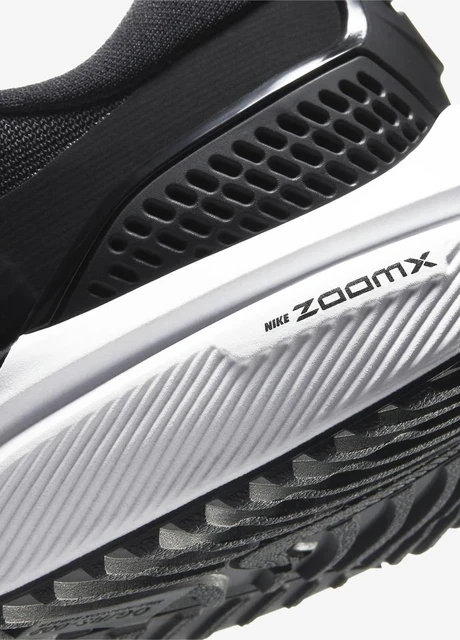 Кросівки для бігу унісекс Nike Air Zoom Vomero 15 (CU1856-001) — фото 9