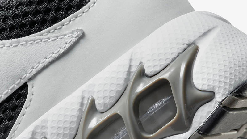 Кросівки жіночі Nike Wmns Zoom Air Fire 'Photon Dust Pewter' — фото 8
