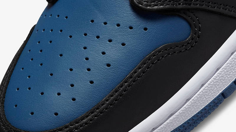 Кросівки жіночі Nike 1 Retro Low Og W (CZ0775-041) — фото 6