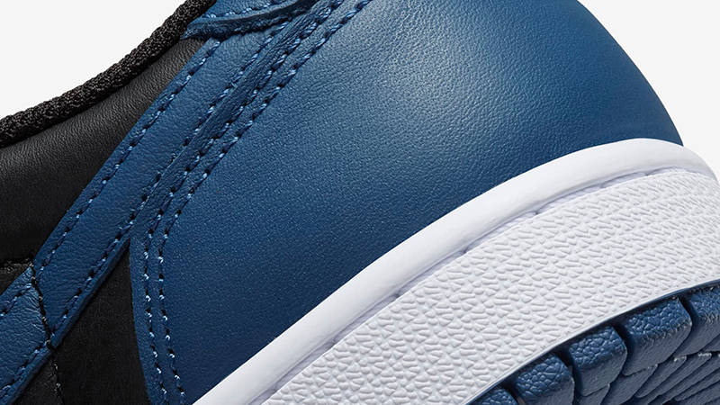 Кросівки жіночі Nike 1 Retro Low Og W (CZ0775-041) — фото 7