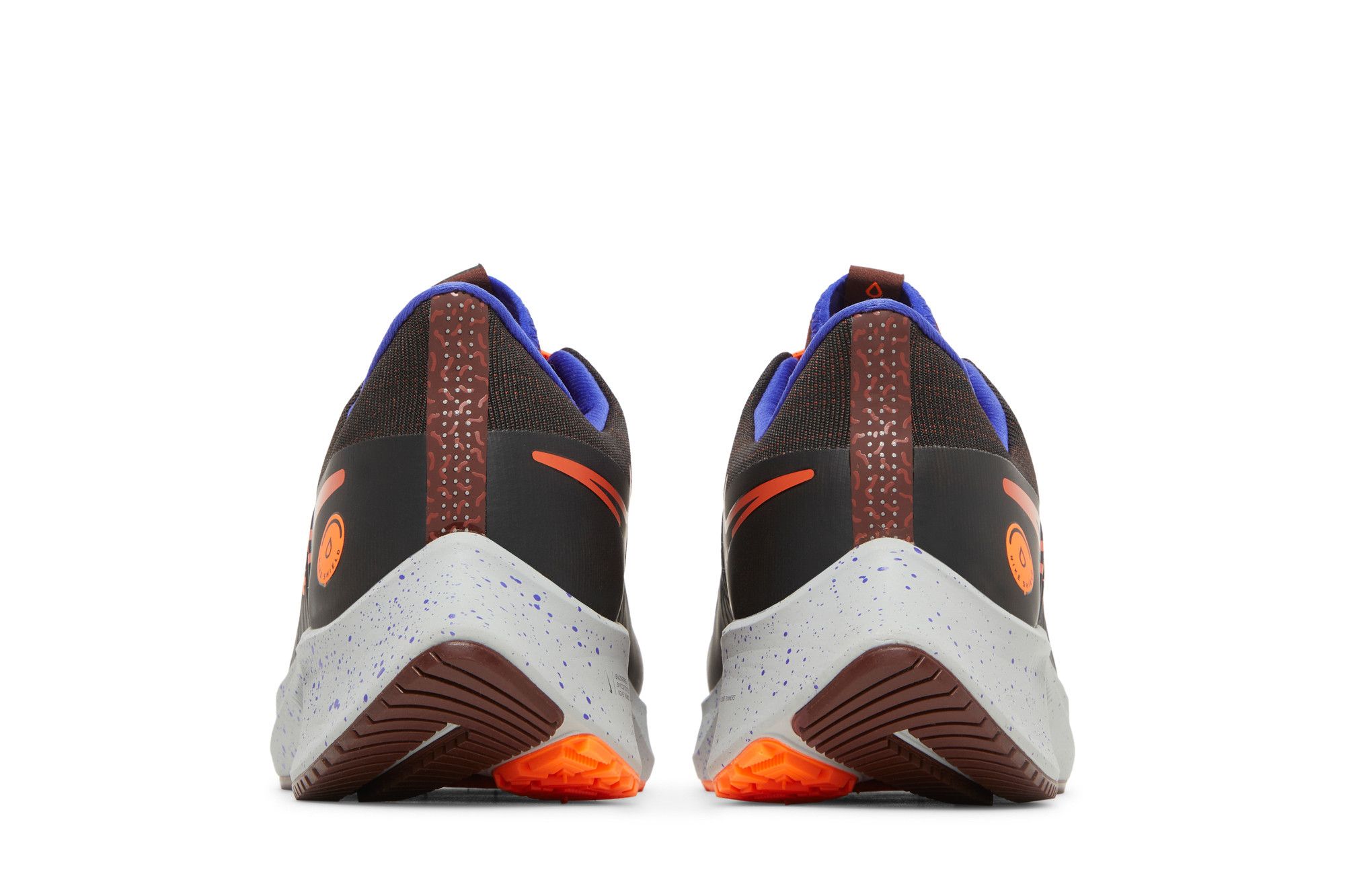 Кросівки для бігу чоловічі Nike Air Zoom Pegasus 38 Shield (DC4073-003) — фото 7