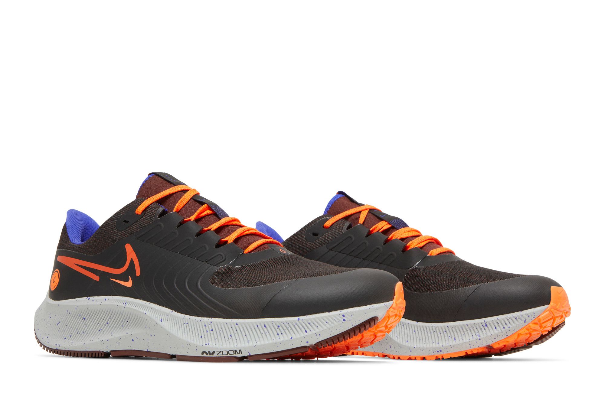 Кросівки для бігу чоловічі Nike Air Zoom Pegasus 38 Shield (DC4073-003) — фото 9