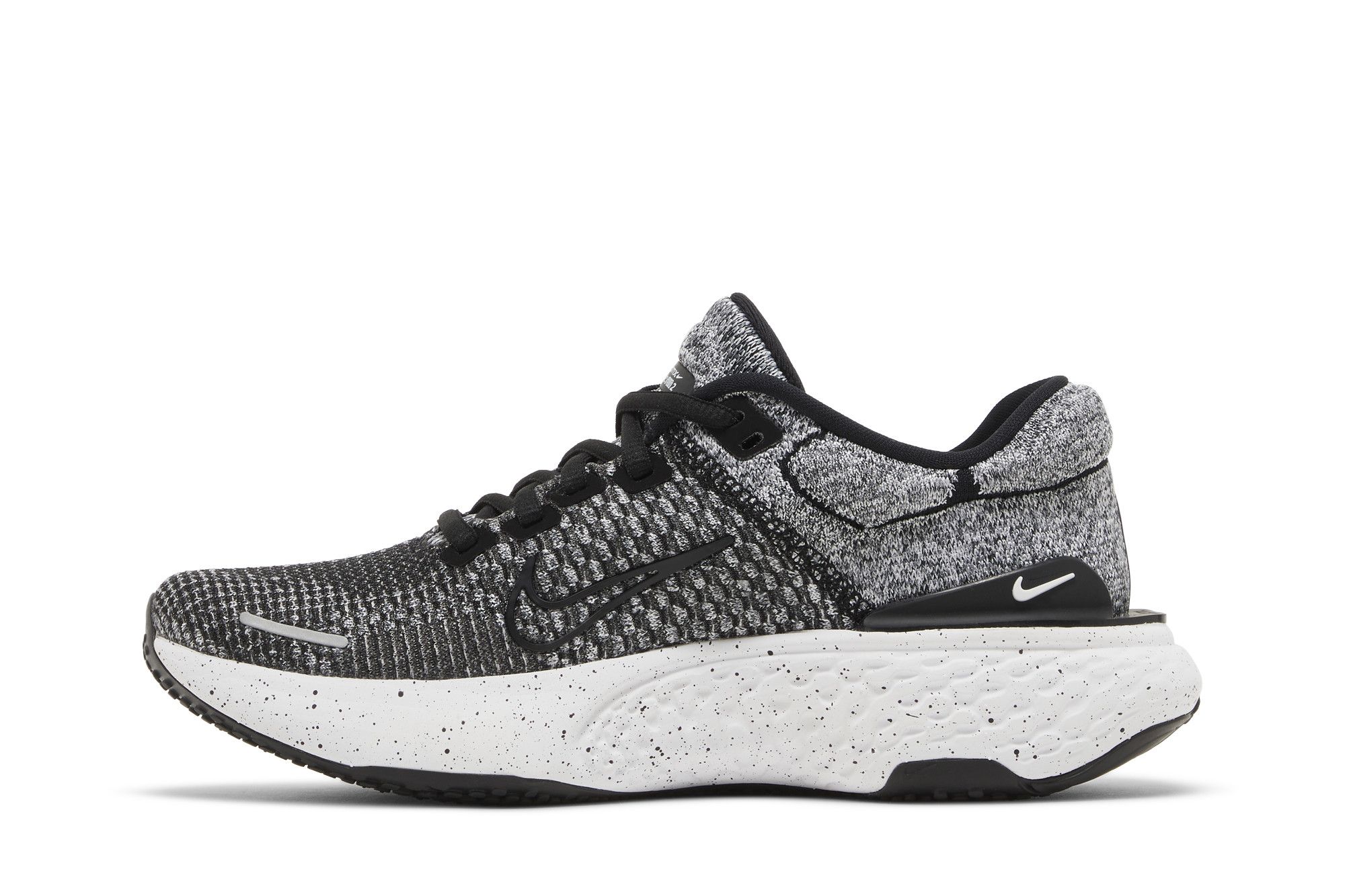 Кросівки для бігу жіночі Nike Zoomx Invincible Run Fk2 (DC9993-103) — фото 4