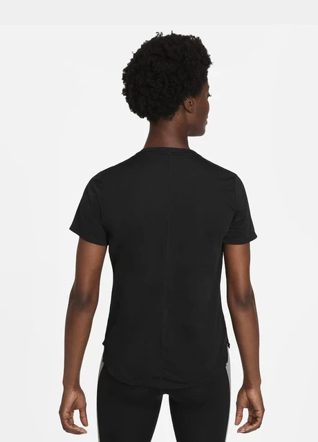 Футболка жіноча Nike Dri-Fit One (DD0638-010) — фото 3