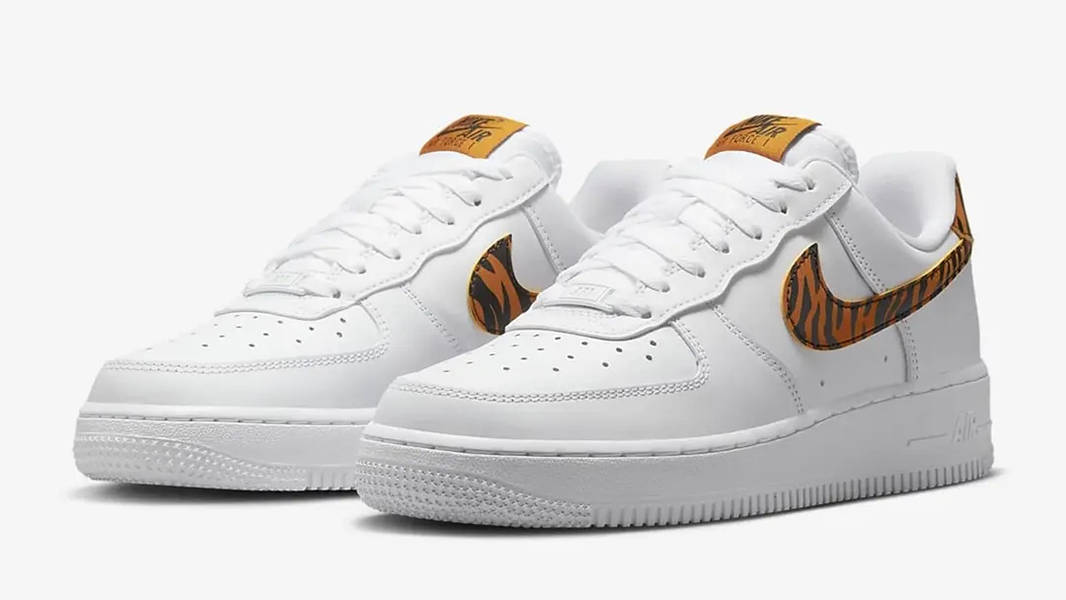 Nike Wmns Air Force 1 '07 'Tiger Stripes' — фото 3