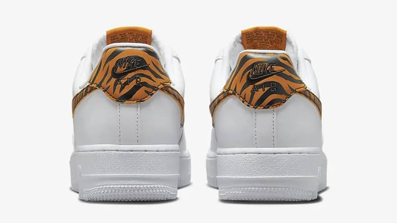 Nike Wmns Air Force 1 '07 'Tiger Stripes' — фото 5