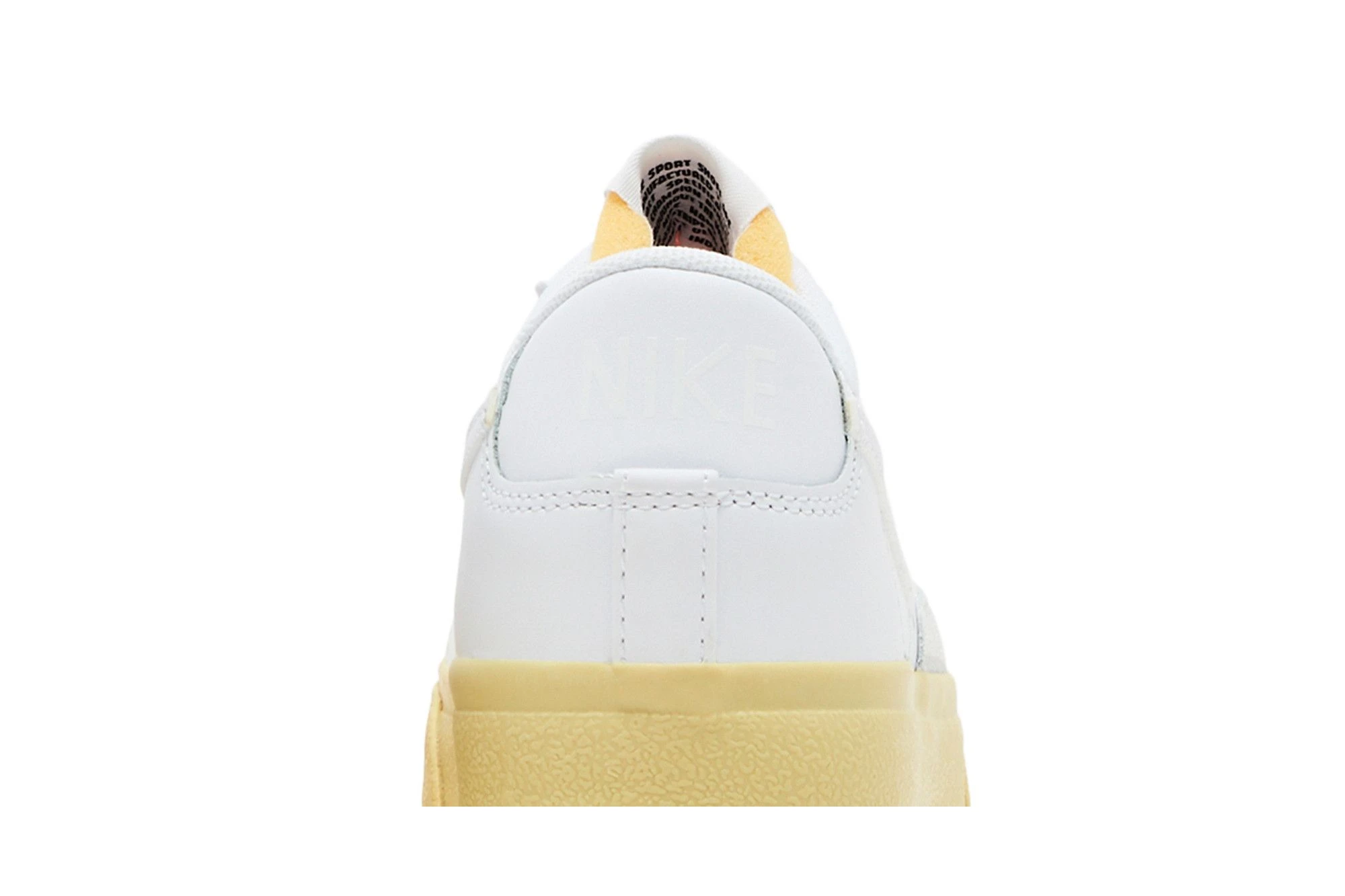 Кросівки жіночі Nike Blazer Low Platform (DJ0292-109) — фото 8