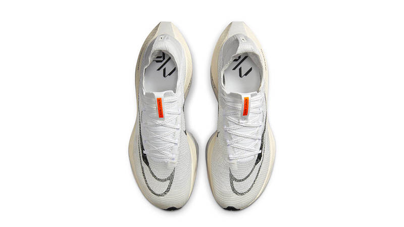 Кросівки для бігу жіночі Nike Air Zoom Alphafly (DJ6206-100) — фото 4