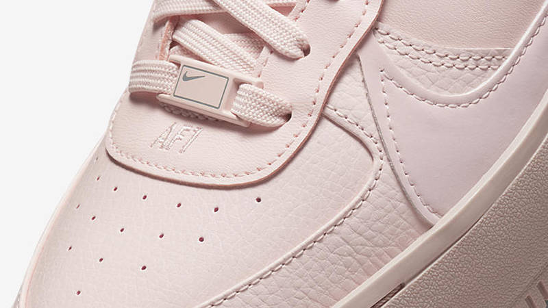 Кросівки жіночі Nike Force 1 Plt (DJ9946-600) — фото 6