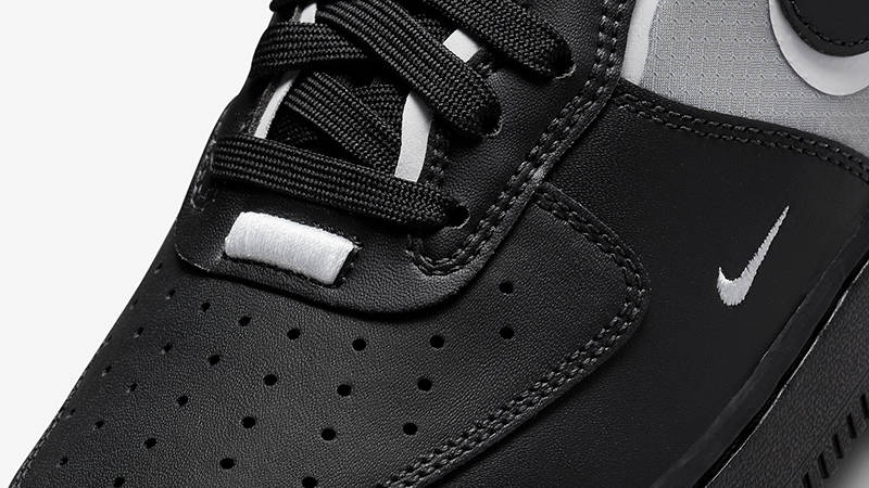 Кросівки чоловічі Nike Air Force 1 React (DM0573-002) — фото 6