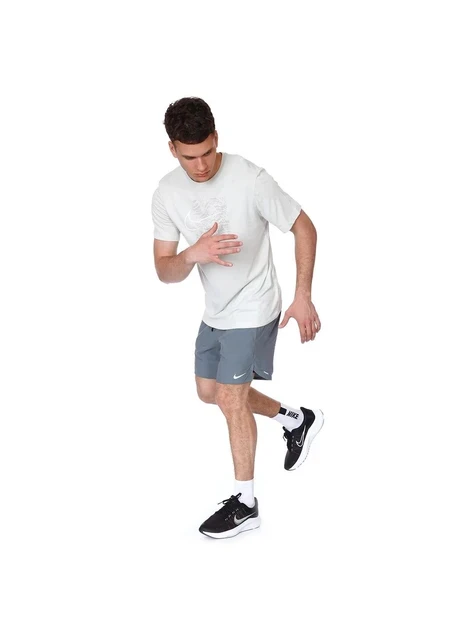 Футболка чоловіча Nike Df Tee Run Division (DM5437-072) — фото 4