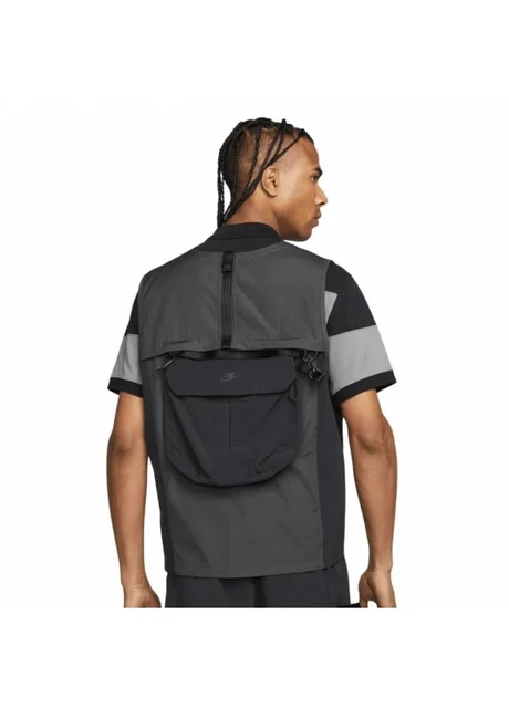 Жилетка чоловіча Nike Sportswear Tech Pack Vest (DM5534-060) — фото 4