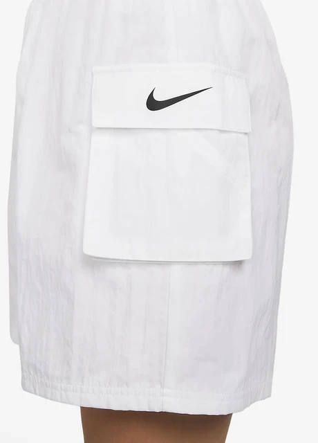 Шорти жіночі Nike Sportswear Essential (DM6247-010) — фото 4