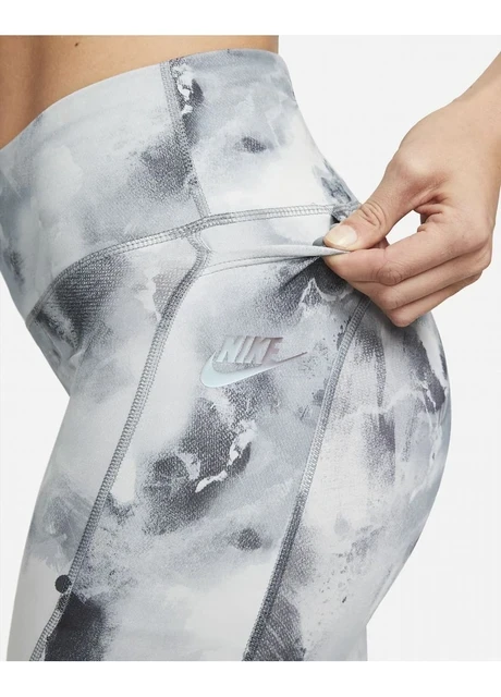Шорти жіночі Nike W Nk Air Df 7" Fast Short Tayt (DM7791-084) — фото 6