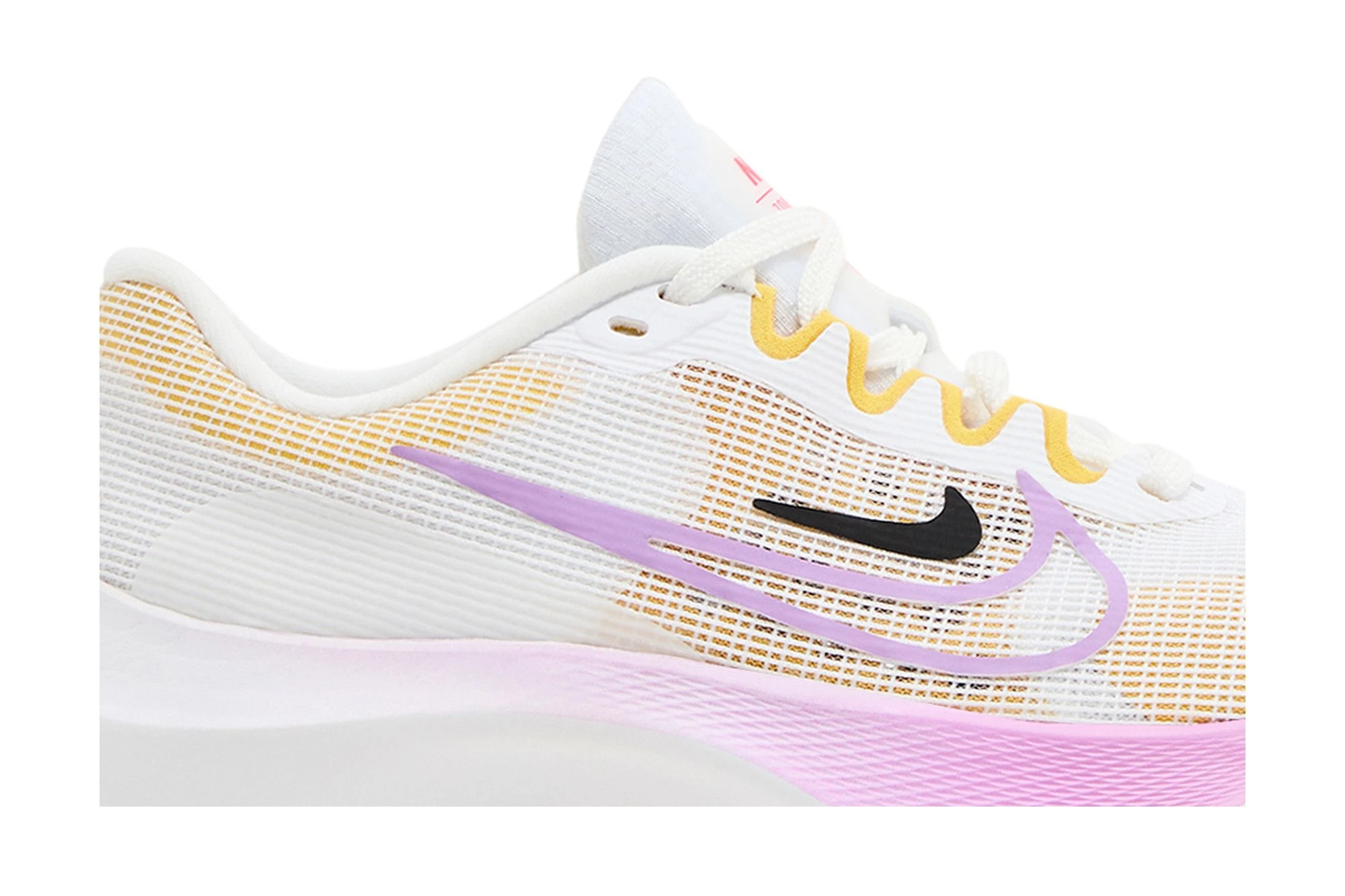 Кросівки для бігу жіночі Nike Wmns Zoom Fly 5 (DM8974-100) — фото 3