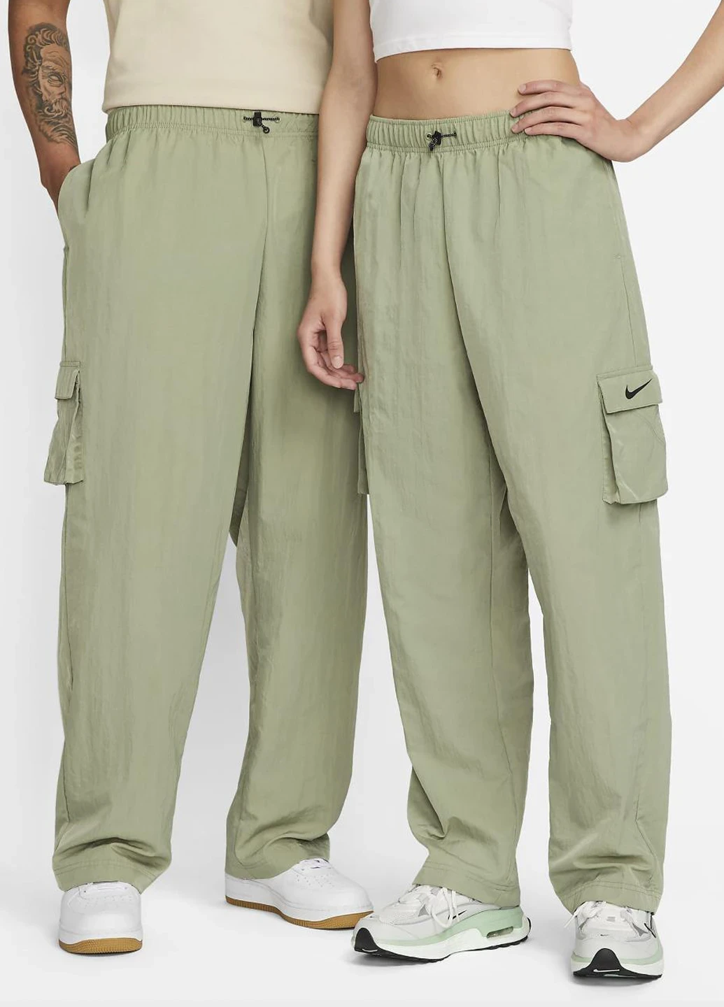 Брюки жіночі Nike High-Rise Woven Cargo Pants (DO7209-386) — фото 1