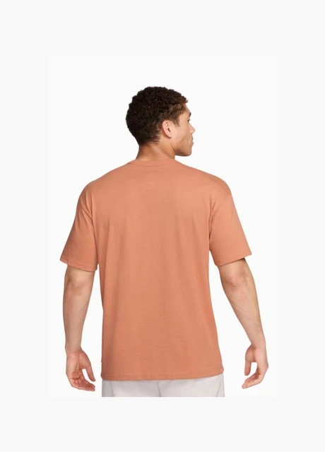 Футболка чоловіча Nike Nsw Prem Essntl Sust Tee Orange (DO7392-225) — фото 3
