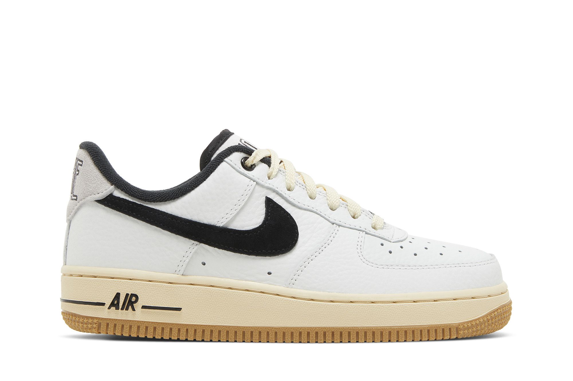 Кросівки жіночі Nike Air Force 1 '07 (DR0148-101) — фото 1