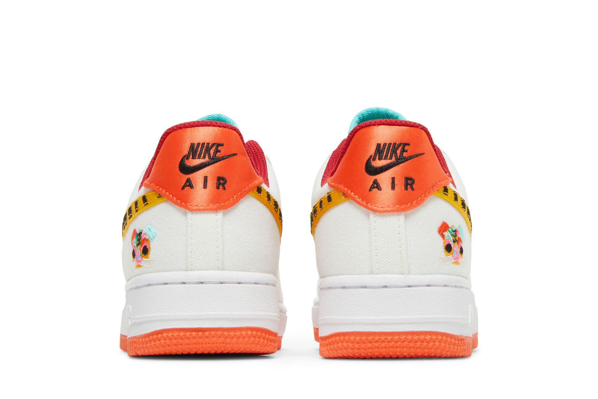 Кросівки жіночі Nike Air Force 1 '07 Lx (DR0148-171) — фото 7