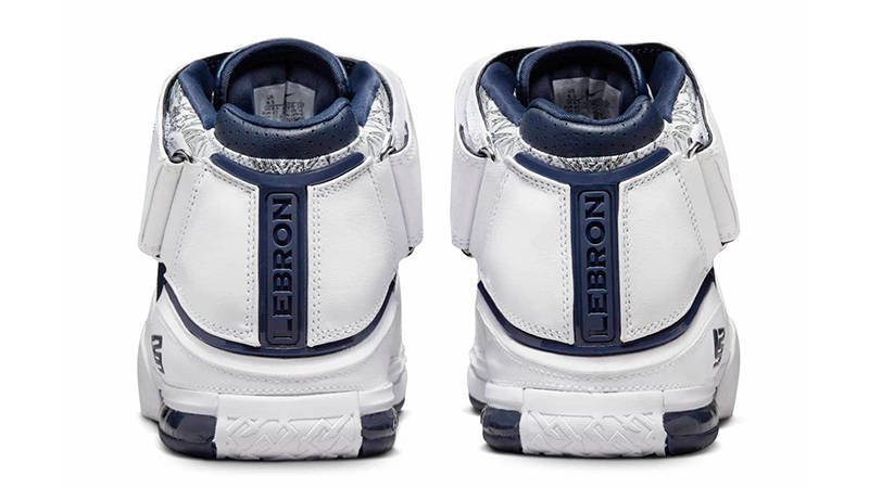 Баскетбольні кросівки чоловічі Nike Zoom Lebron 2 (DR0826-100) — фото 5