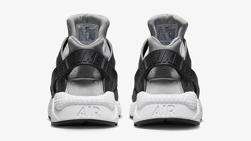 Кросівки чоловічі Nike Air Huarache (DV3504-001) — фото 5