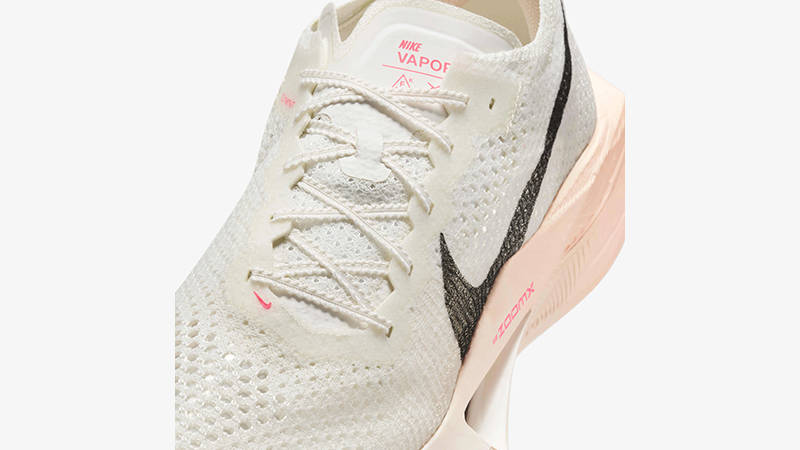 Кросівки чоловічі Nike Zoomx Invincible Run 3 (DV4129-103) — фото 4