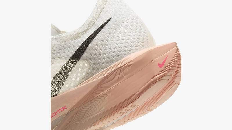 Кросівки чоловічі Nike Zoomx Invincible Run 3 (DV4129-103) — фото 6