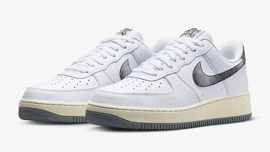 Кросівки чоловічі Nike Air Force 1 07 Lx (DV7183-100) — фото 3