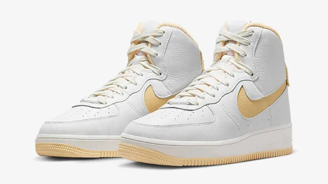Кросівки жіночі Nike W Air Force 1 High (DV7454-100) — фото 3