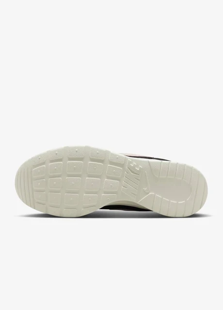 Кросівки жіночі Nike Tanjun Easyon (DV7786-002) — фото 3
