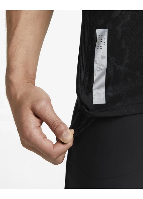 Жилетка чоловіча Nike Repel Run Division Running Vest (DX0847-010) — фото 6