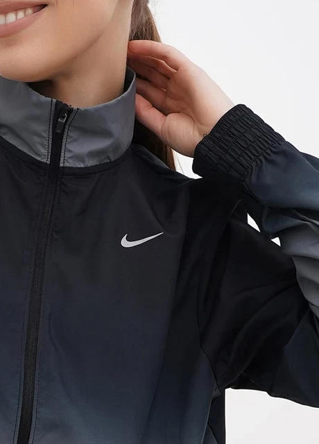 Вітровка жіноча Nike Swsh Run Prnt Jkt (DX1039-010) — фото 5