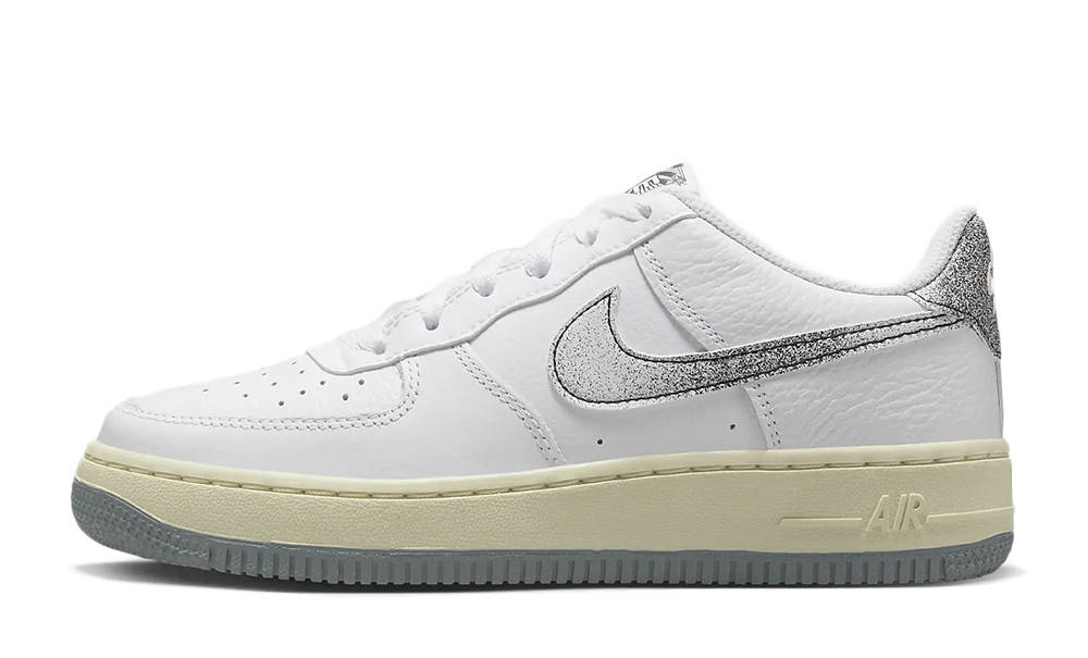 Кросівки жіночі Nike Air Force 1 Low Gs Lv8 3 (DX1657-100) — фото 1