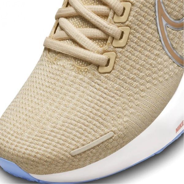 Кросівки для бігу жіночі Nike Zoomx Invincible Run (DX1936-200) — фото 3
