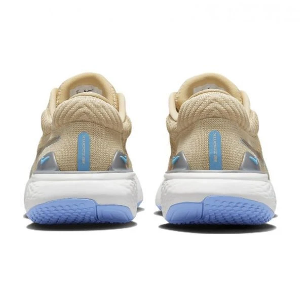 Кросівки для бігу жіночі Nike Zoomx Invincible Run (DX1936-200) — фото 4