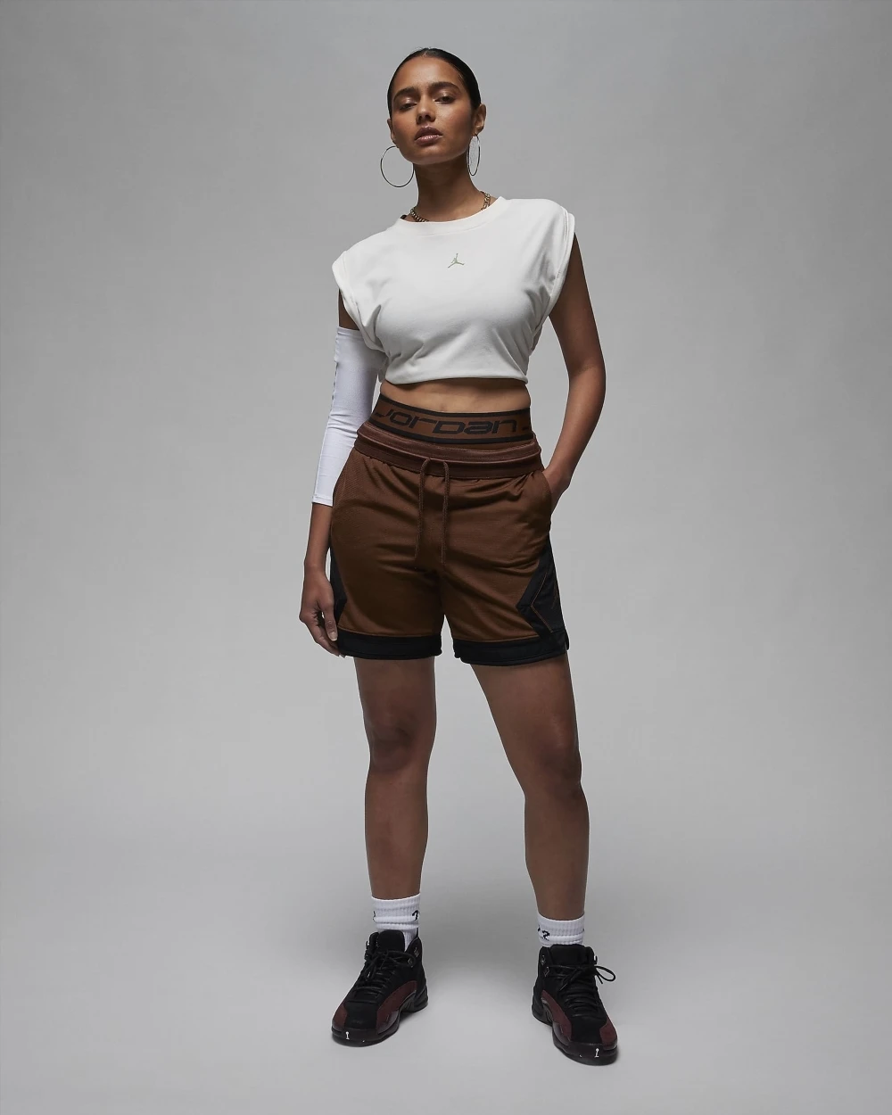 Лосіни жіночі Jordan Sport Wmns 5" Shorts Cacao Wow (FB4623-259) — фото 7
