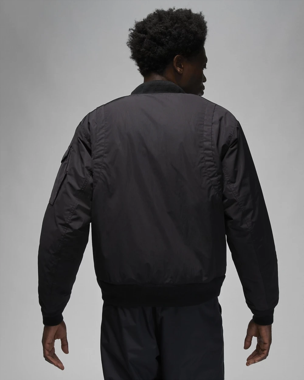 Куртка чоловіча Jordan Essentials Renegade Jacket (FB7316-010) — фото 4