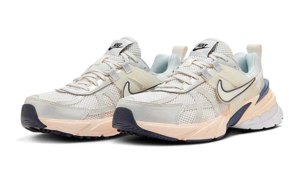 Кросівки жіночі Nike Wmns V2K Run 'Platinum Tint Guava Ice' — фото 3