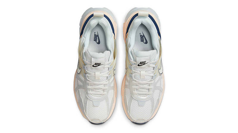 Кросівки жіночі Nike Wmns V2K Run 'Platinum Tint Guava Ice' — фото 5