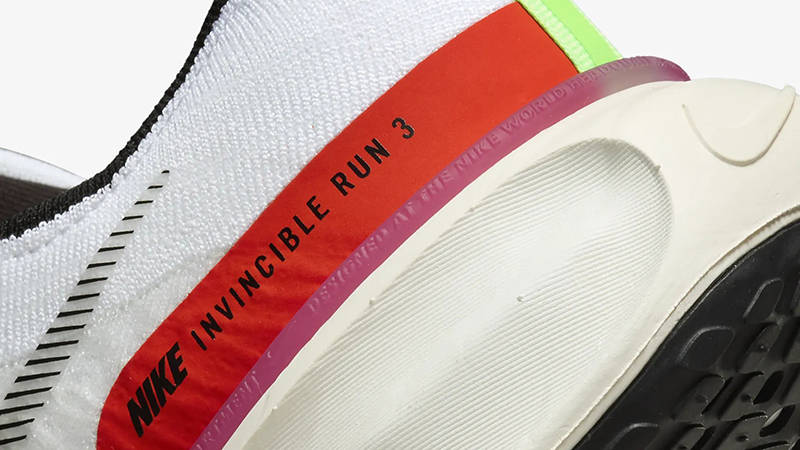 Кросівки для бігу чоловічі Nike Zoomx Invincible Run Fk 3 (FJ1046-100) — фото 7