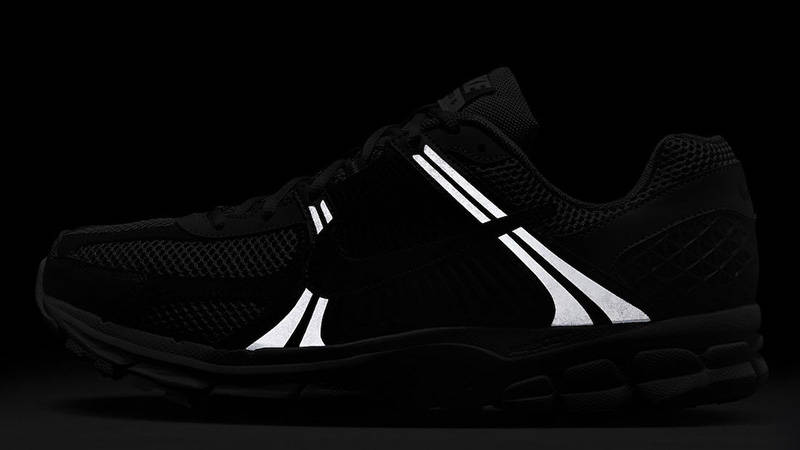 Кросівки чоловічі Nike Zoom Vomero 5 (FJ1915-200) — фото 8