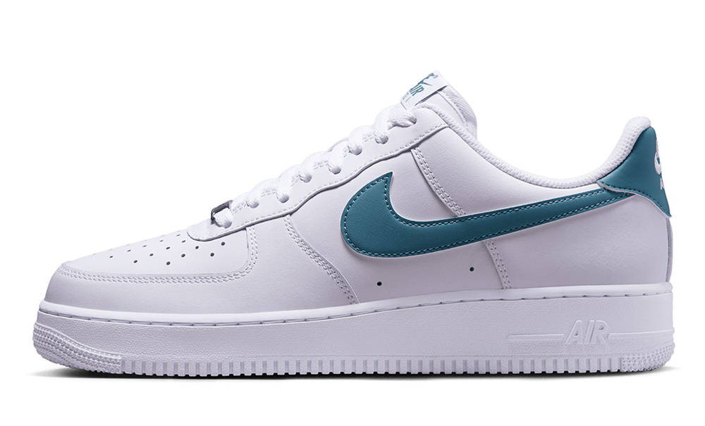Кросівки чоловічі Nike Air Force 1 07 White (FJ4146-114) — фото 1