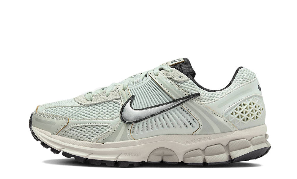 Кросівки жіночі Nike Zoom Vomero 5 (FN6742-001) — фото 1