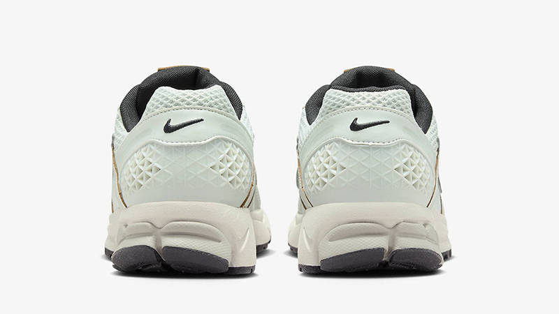 Кросівки жіночі Nike Zoom Vomero 5 (FN6742-001) — фото 5