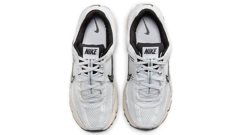 Кросівки жіночі Nike Wmns Zoom Vomero 5 White (FN6742-002) — фото 4