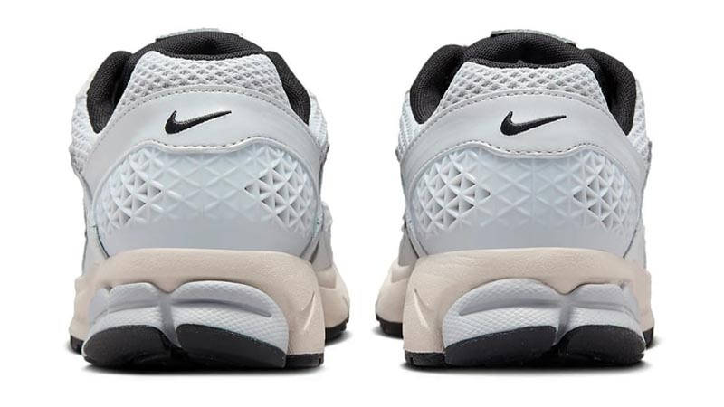 Кросівки жіночі Nike Wmns Zoom Vomero 5 White (FN6742-002) — фото 5