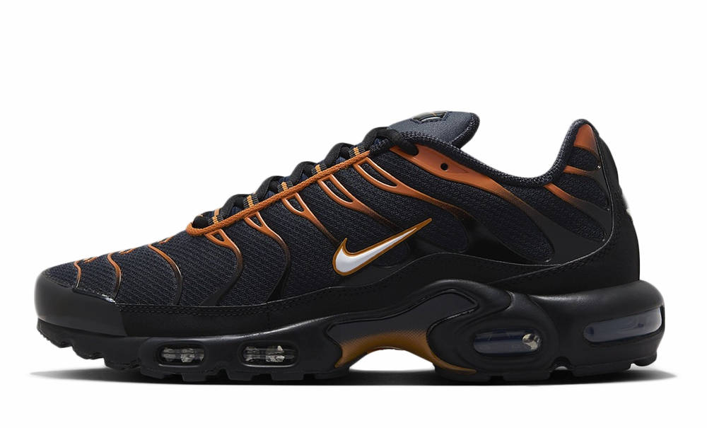 Кросівки чоловічі Nike Air Max Plus Black/Orange — фото 1