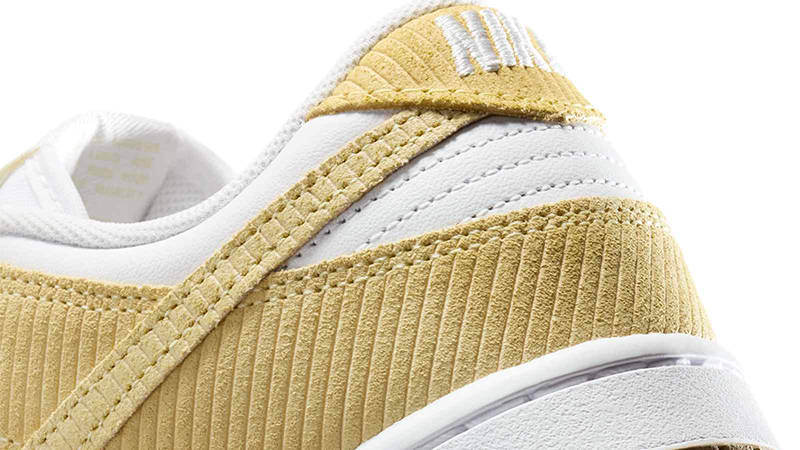 Кросівки жіночі Nike Wmns Dunk Low 'Alabaster Corduroy' — фото 7