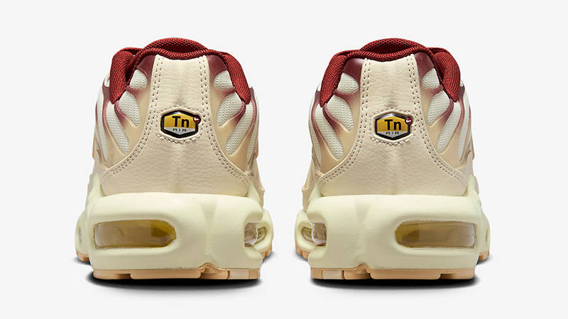 Кросівки унісекс Nike Tn Air Max Plus (FQ2765-100) — фото 5
